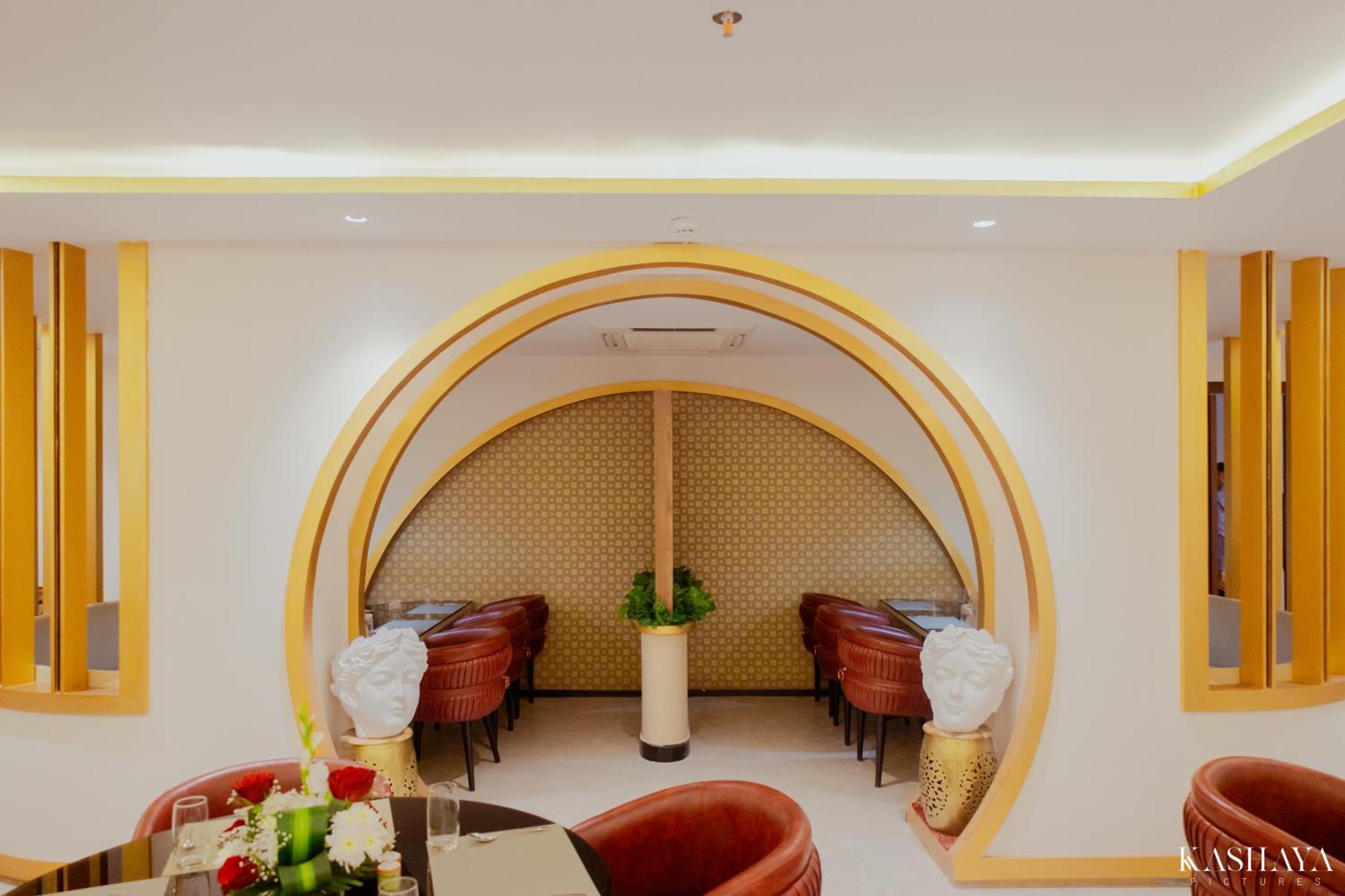 Hotel Ratan Mahal Datia Екстериор снимка
